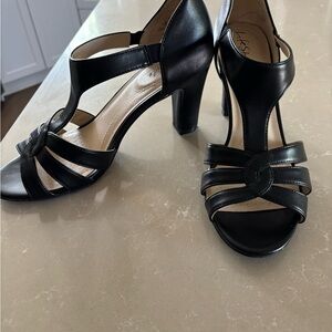 Stride Rite Black Strappy Heels